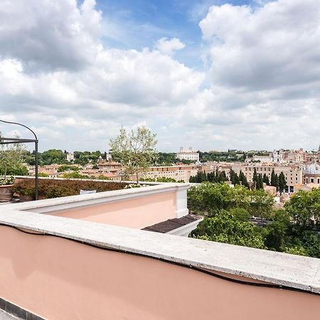 The Best Rent - Spacious Apartment With Terraces With Panoramic View Of Rome Bagian luar foto