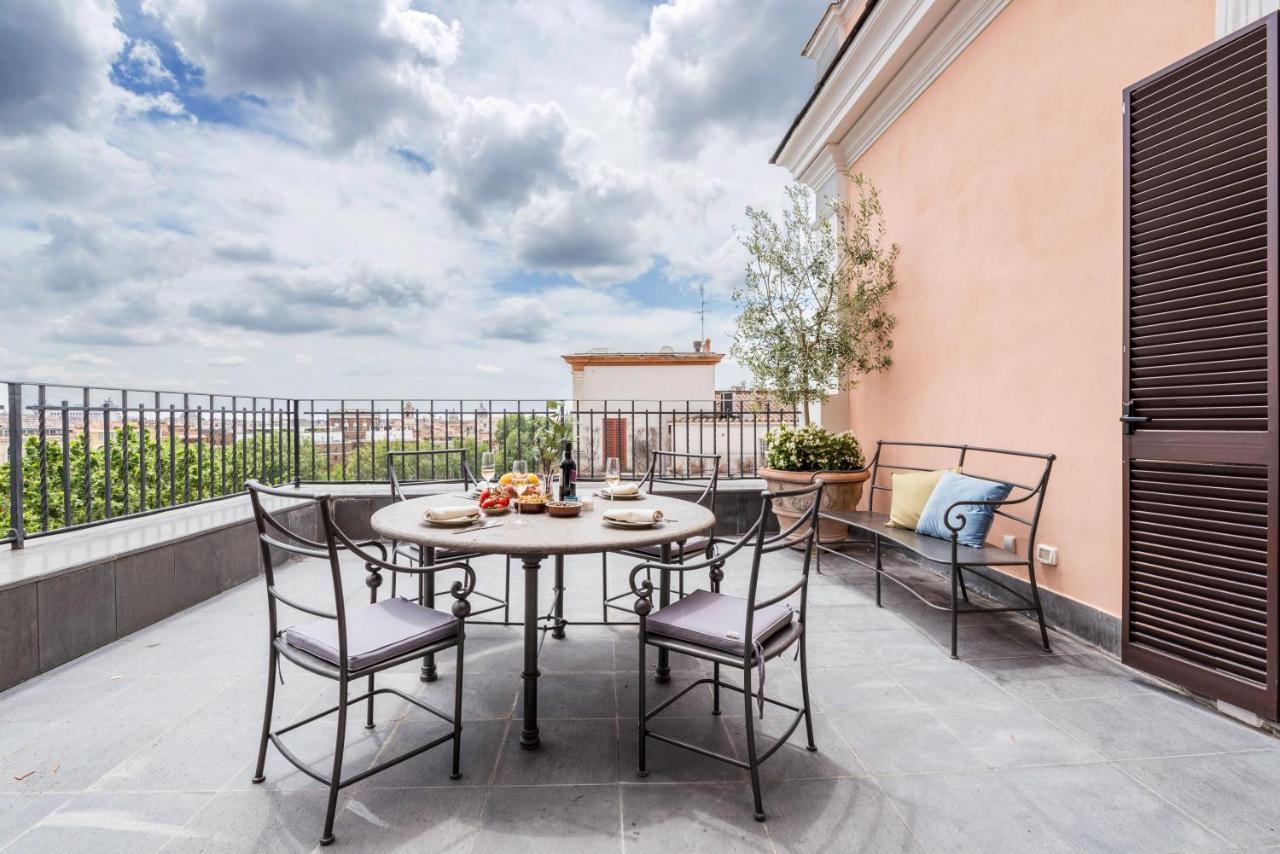 The Best Rent - Spacious Apartment With Terraces With Panoramic View Of Rome Bagian luar foto